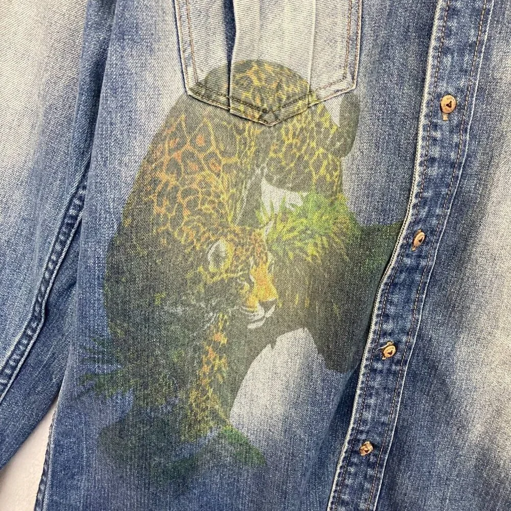 AKOO Denim Button-up Long‎ Sleeve Shirt Jacket Mens XL Distressed Jaguar Leopard